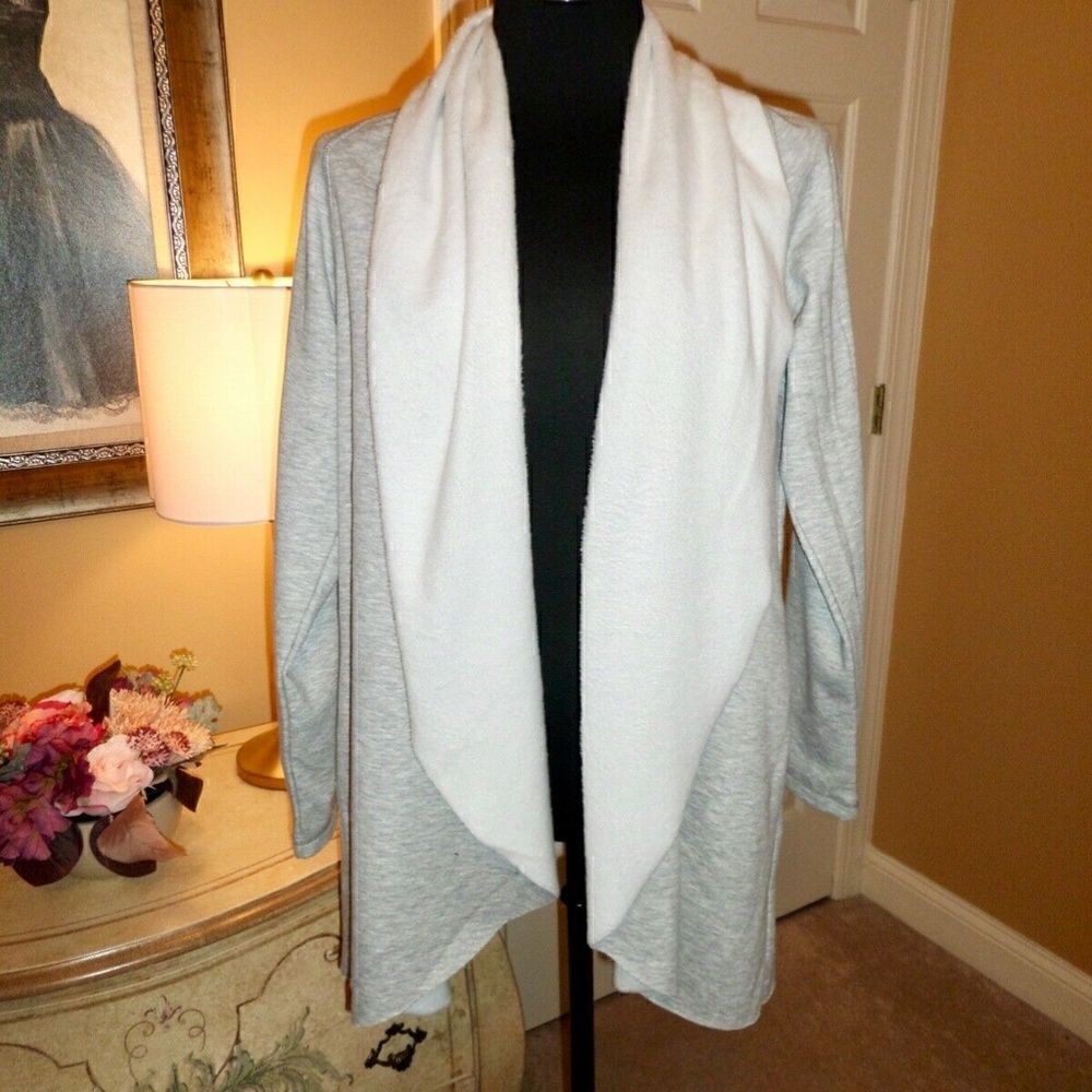 Drew Cardigan Sweater Gray Size SMALL Fleece Waterfall Style